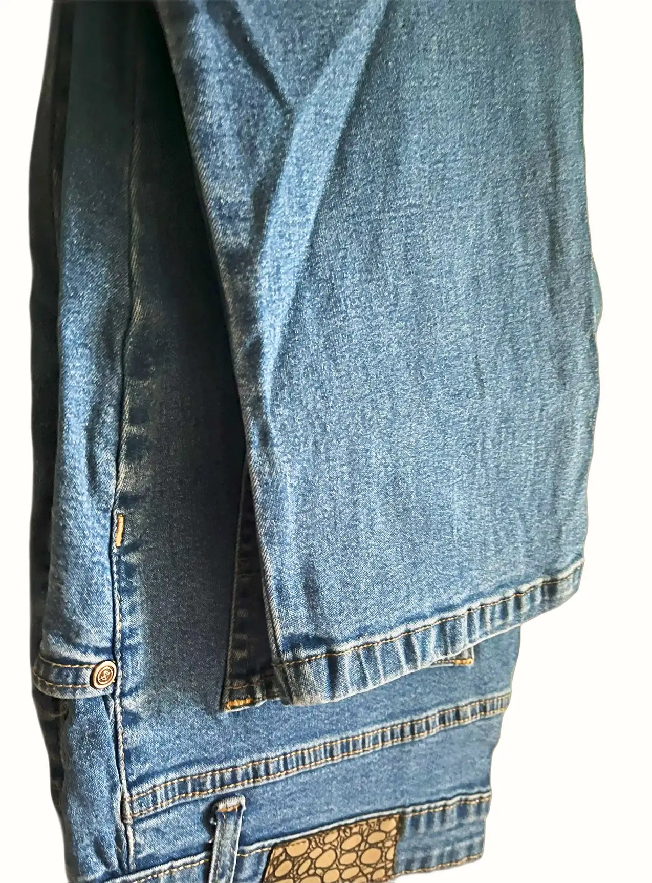 Blue 3/4th Jeans